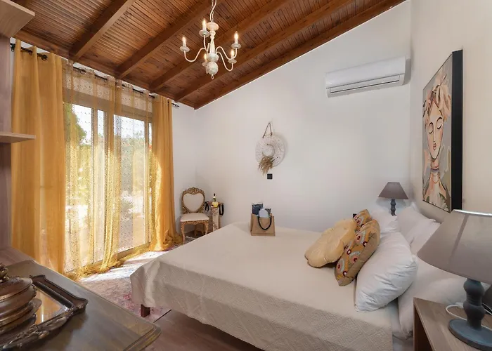 Aelia Sea View Jenadi